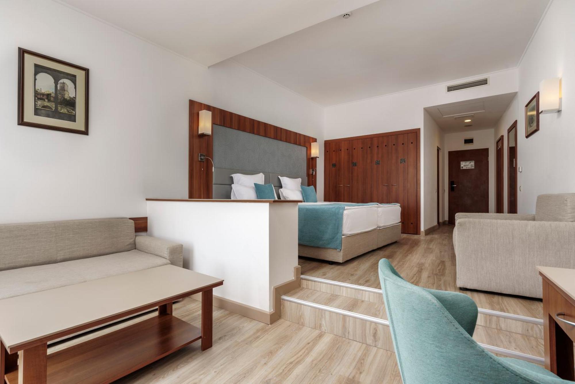 Alua Helios Bay Hotel Obzor Ngoại thất bức ảnh