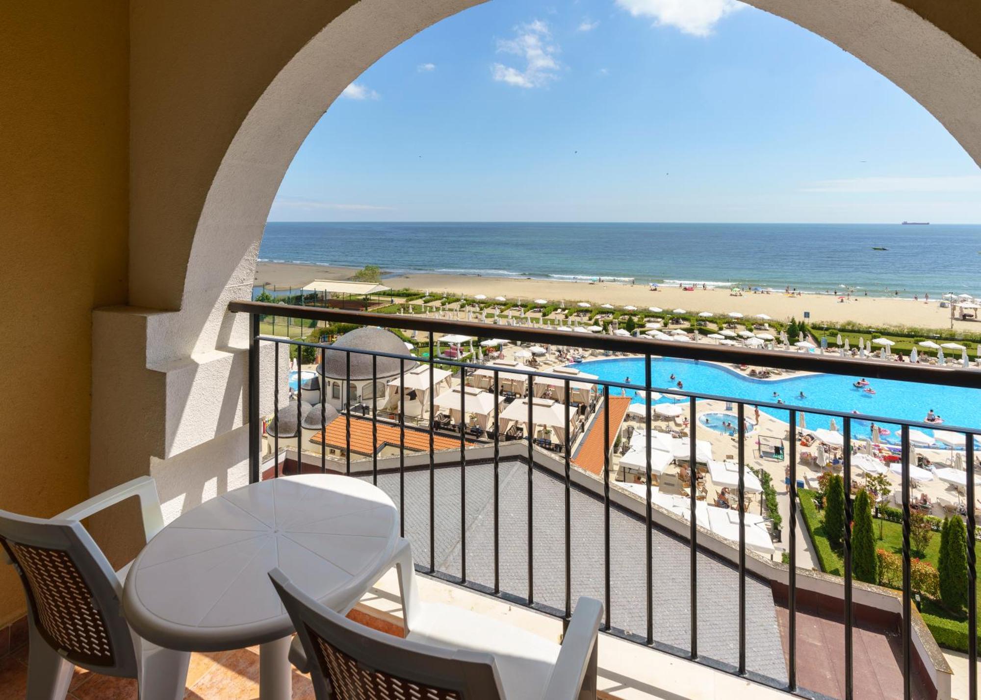 Alua Helios Bay Hotel Obzor Ngoại thất bức ảnh