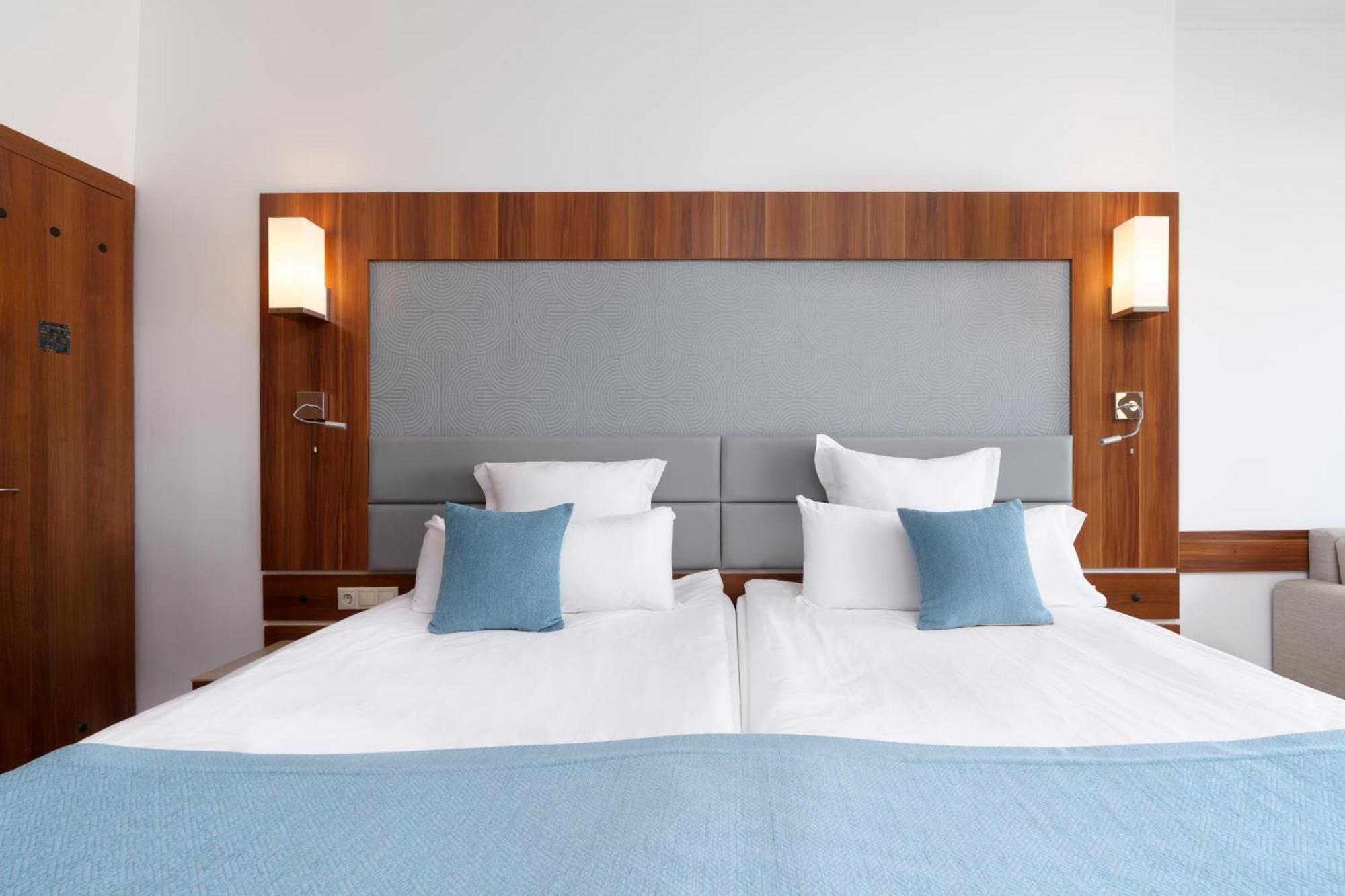 Alua Helios Bay Hotel Obzor Ngoại thất bức ảnh