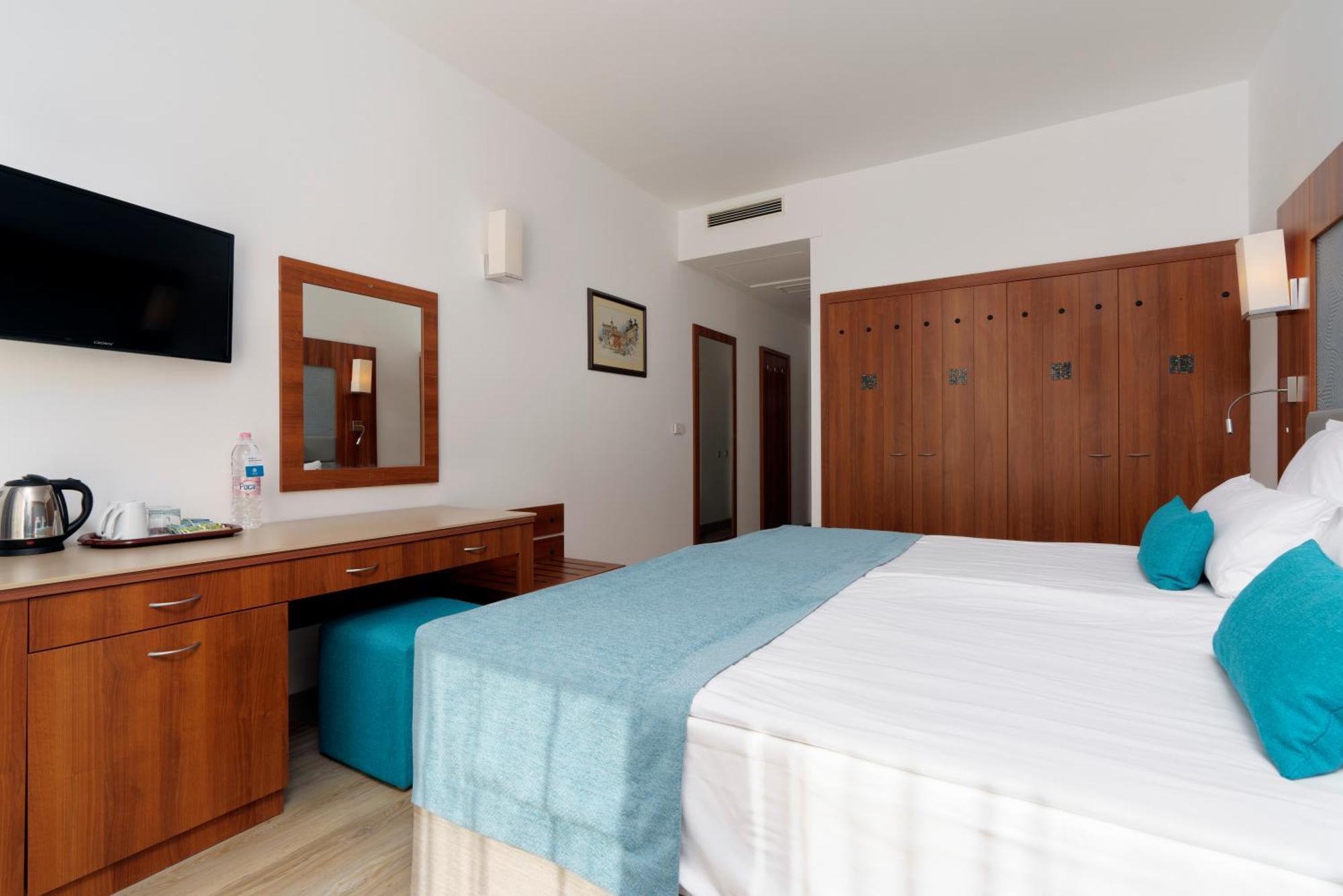 Alua Helios Bay Hotel Obzor Ngoại thất bức ảnh